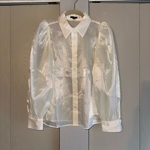 NWT Ann Taylor Sheer Blouse. Size Small